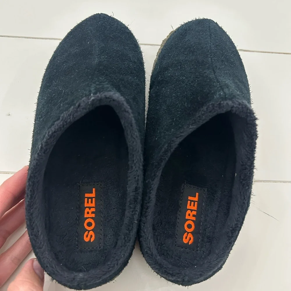 Sorel comfortable black
